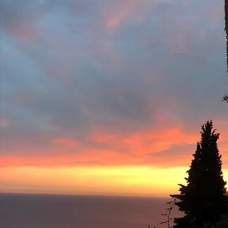 Maison De 6 Pieces Au Coeur Du Village D'eze * Eze