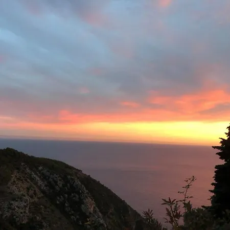 Maison De 6 Pièces Au Coeur Du Village D'eze * Èze
